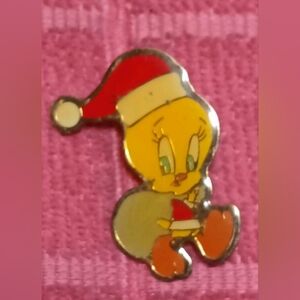 Vintage Looney Tunes Santa Tweety Bird Pin. 1993 Warner Bros Christmas